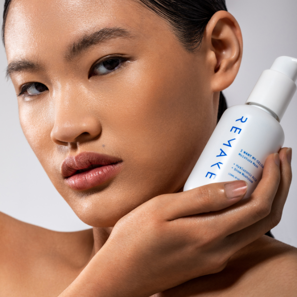 Model with strengthened skin barrier from REMAKE mask